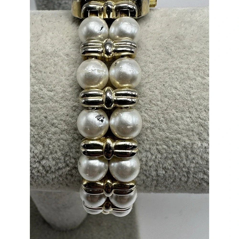 Ronica Faux Pearl Ladies MOP Watch New Battery 20MM‎ 7.25